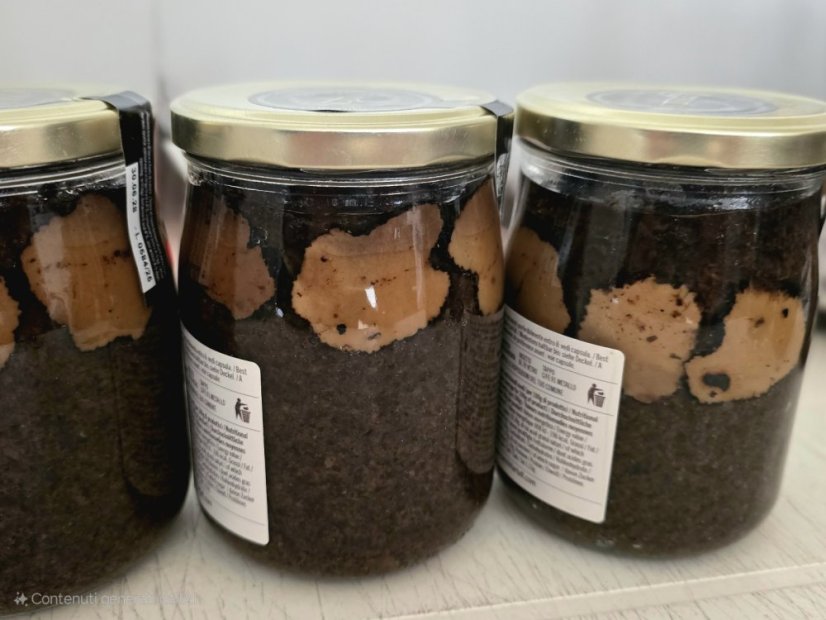 Lanýžová omáčka 10 % s lanýžovými plátky, 500 g  (Lanýžová pasta)