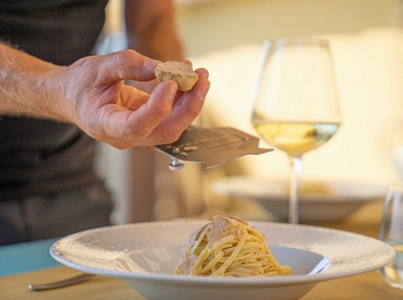 Vaječné Tagliatelle s drahocenným bílým lanýžem, 250 g - v krabičce