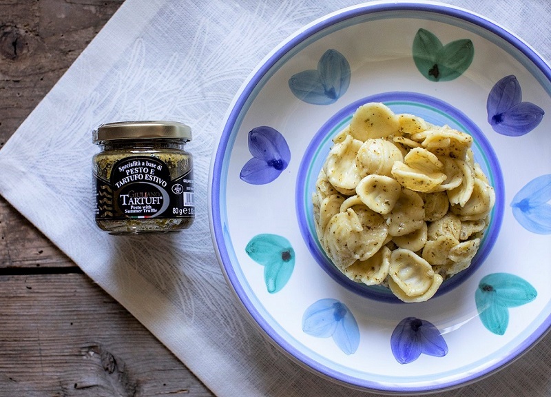 Pesto Genovese s černým lanýžem - 80g